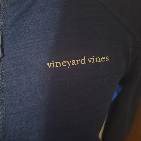 Vineyard Vines blue zipper up pull over, boys size large. - Picture 4 of 6
